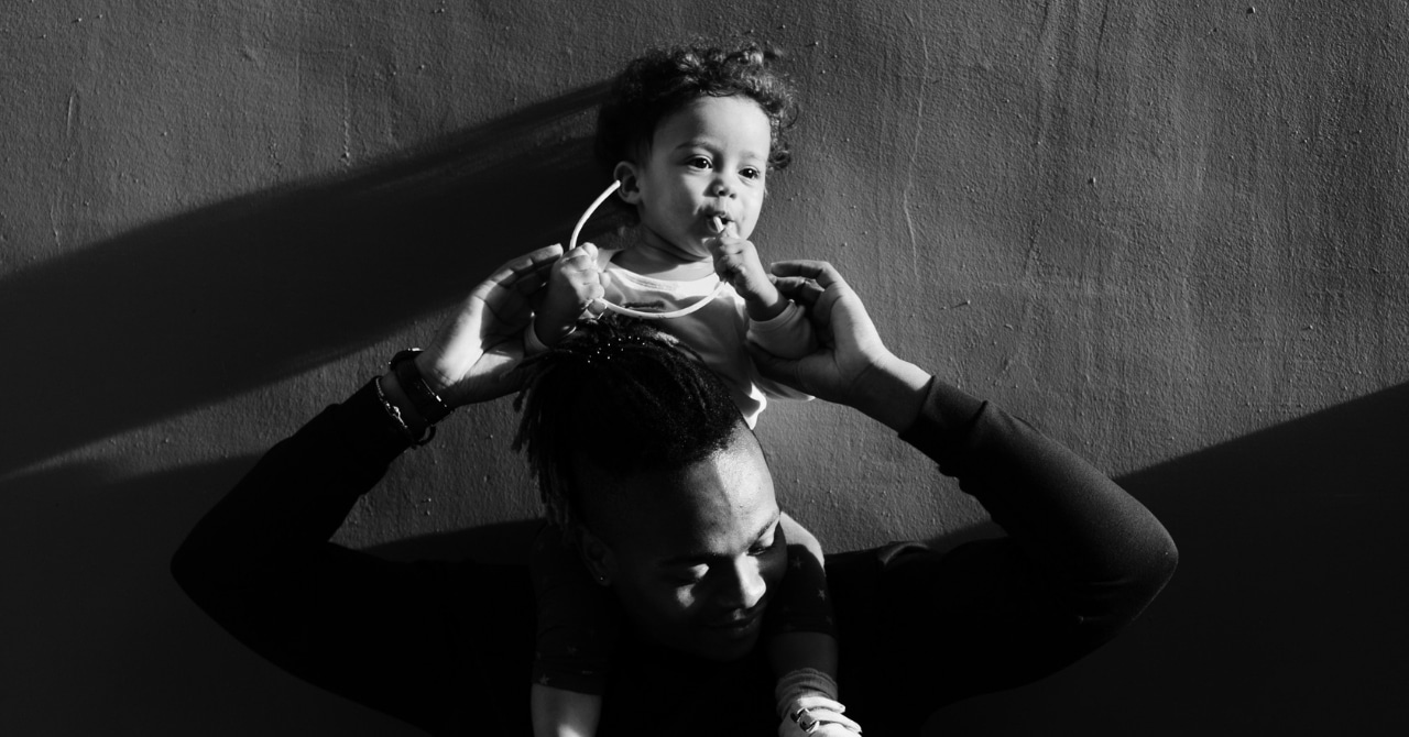 Revenir au boulot après bébé : les conseils d’une psychologue pour une reprise sereine