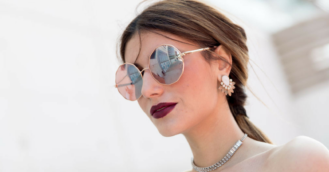 Accessoires: 8 lunettes de soleil effet miroir