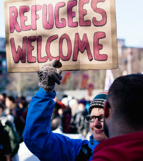 Vague de froid et de solidarité sur Bruxelles: 10.000 personnes manifestent pour plus d’humanité dans la politique migratoire