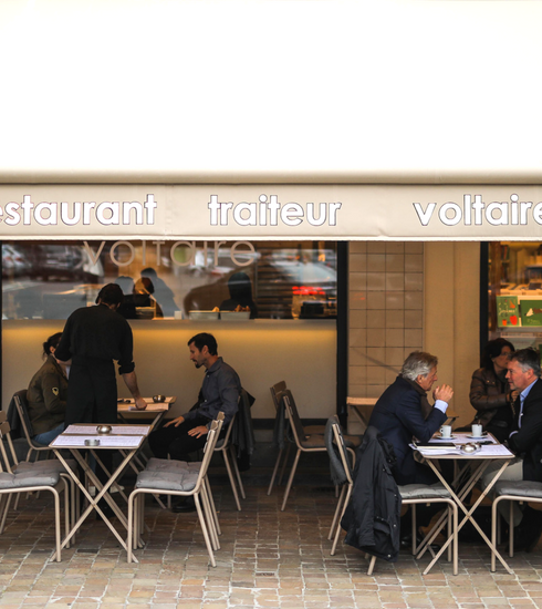 Bruxelles: Voltaire, nouvelle valeur sûre de la place Brugmann