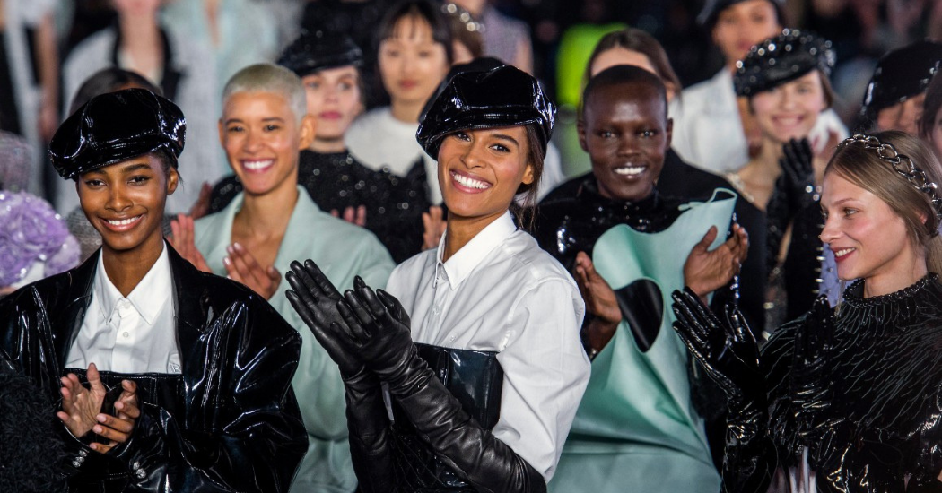 Paris Fashion Week : ambiance rock et looks ultra-chics au défilé Balmain