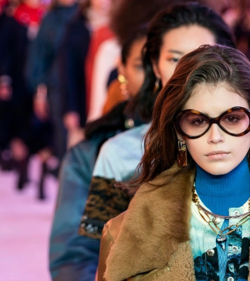 Paris Fashion Week : retour sur le défilé Chloé et l’hommage à Karl Lagerfeld