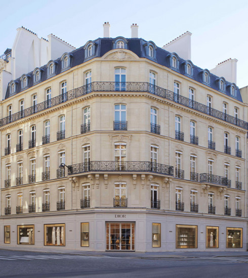 30 Montaigne : l’édifice iconique de Dior nous ouvre ses portes