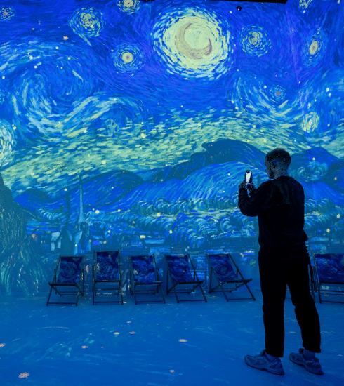 Plongez dans l’oeuvre de Van Gogh à travers cette expo immersive