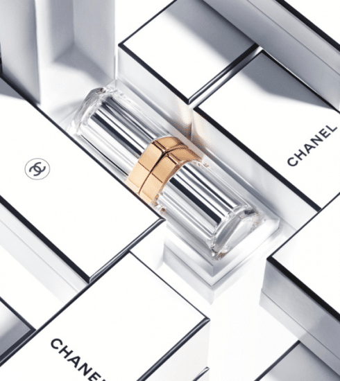 Chanel innove avec le tout premier rouge à lèvres… en verre