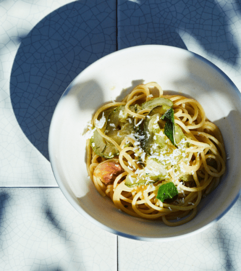 La recette sicilienne des spaghetti courgette menthe ricotta