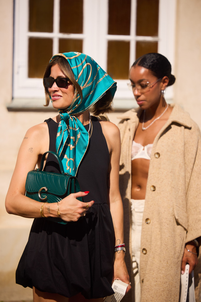 coiffure foulard