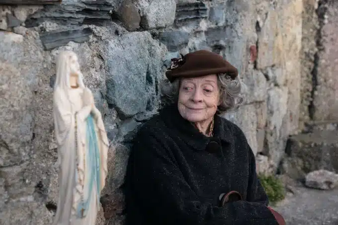 maggie smith film Le Club des Miracles