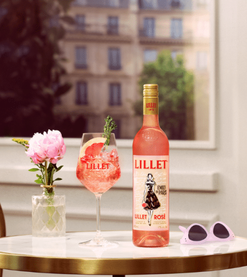 Tentez de remporter une bouteille Lillet x Emily à Paris en édition limitée