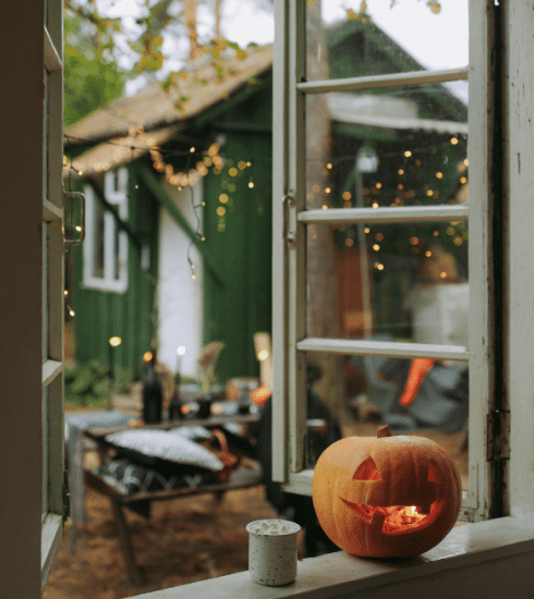 7 activités monstrueusement cool pour fêter Halloween à la maison