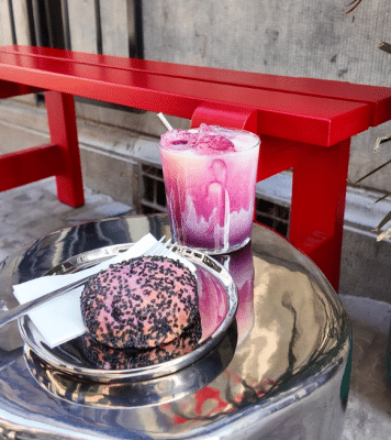 Les spots incontournables pour un ube latte ultra violet - Marie Claire