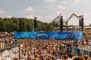 tomorrowland mainstage