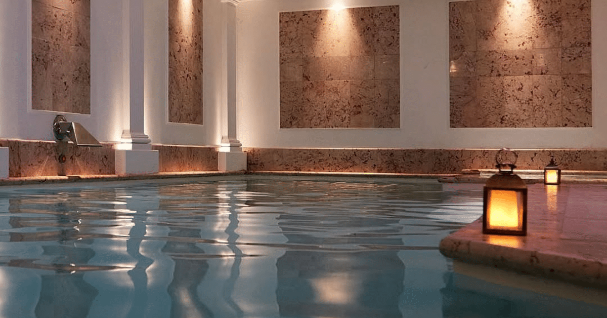 Où s’offrir une parenthèse romantique à deux au coeur de Paris ?