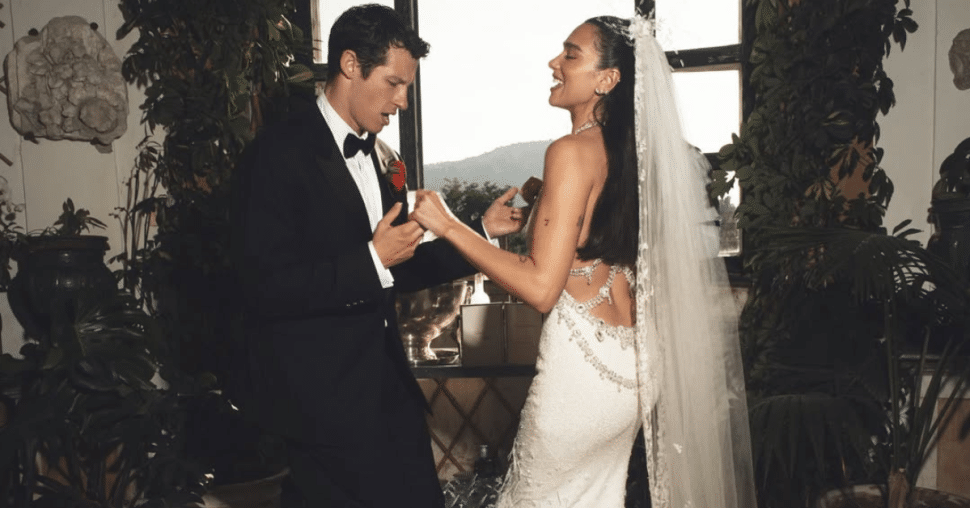 Pourquoi la robe de mariée Chanel de Dua Lipa fascine déjà la planète mode ?