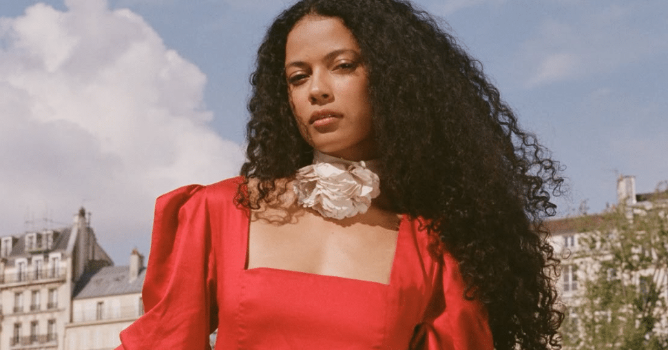 Cette créatrice repense le vestiaire féminin avec des pièces transformables