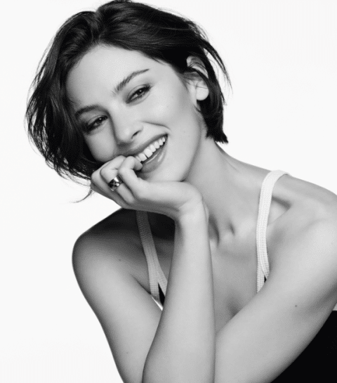Gracie Abrams, nouvelle égérie de Coco Mademoiselle