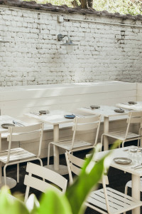 niyyo ixelles