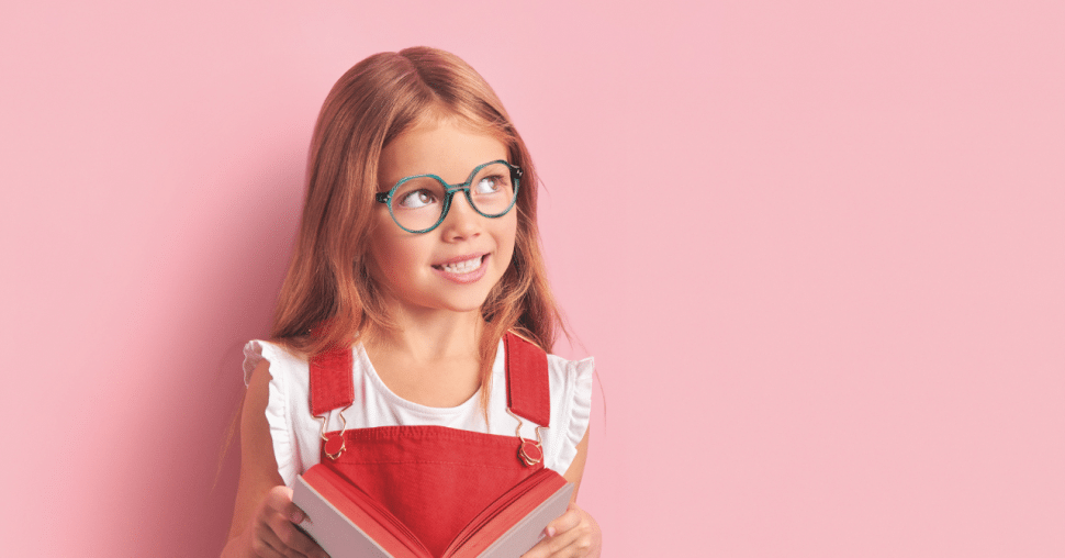 Myopie chez l’enfant : les conseils d’ALAIN AFFLELOU