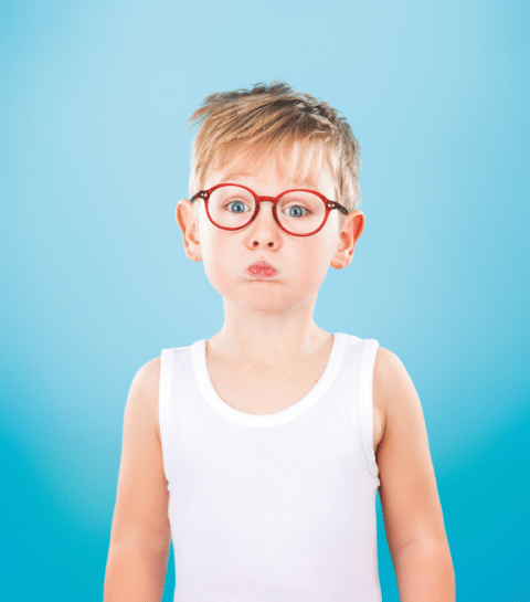 Myopie chez l’enfant : les conseils d’ALAIN AFFLELOU