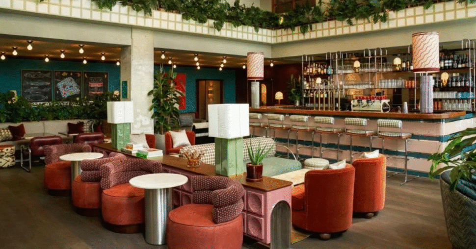 Comment The Hoxton réinvente l’hôtel urbain ?