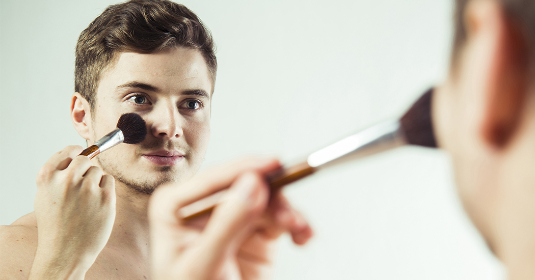 LONGREAD: Make-up voor mannen: over guyliner en manscara