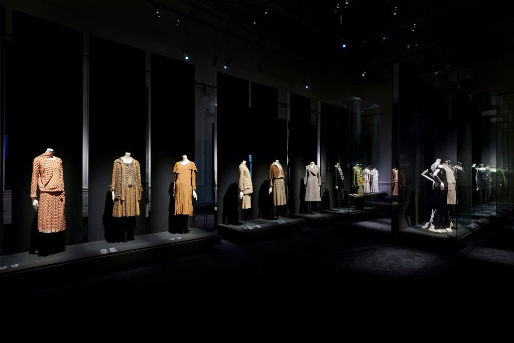 Eerste overzichtstentoonstelling over Coco Chanel opent in Parijs - 1