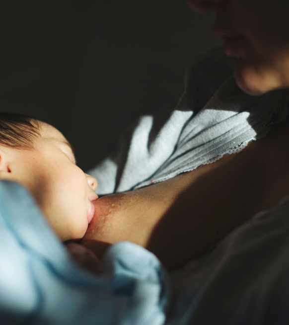 All boobs welcome here: deze Belgische horecazaken zijn borstvoedingsvriendelijk