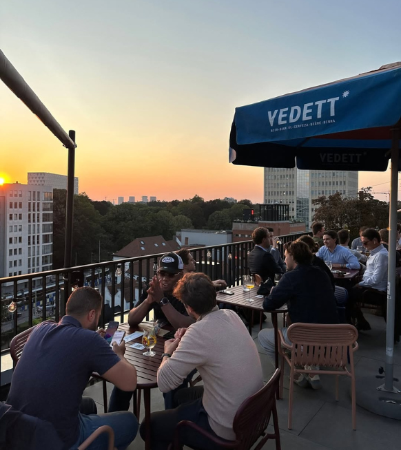 Yust-Antwerp-rooftopbar