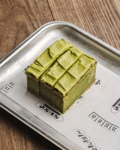 Matcha rice cake