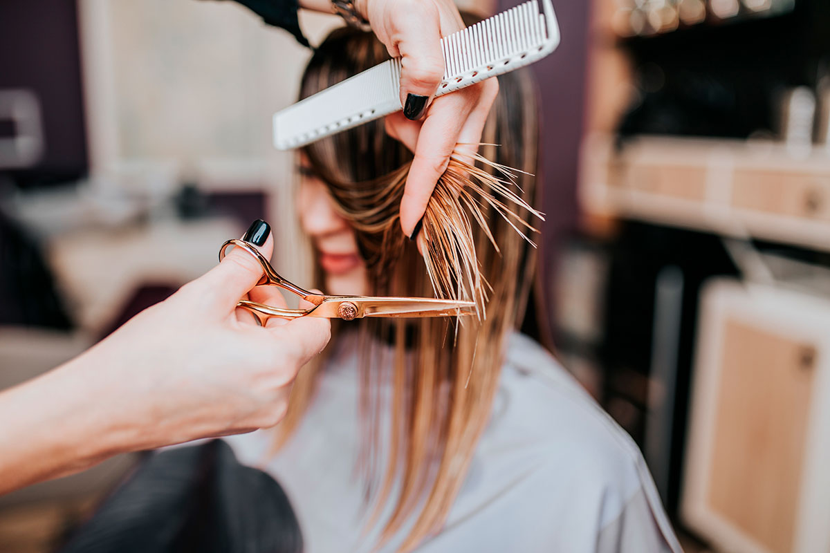 Na 40 jaar maakt deze trendy haarsnit het gezicht ouder, volgens een deskundige kapper