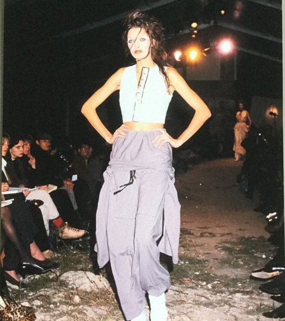 Martin-Margiela-parijs-ss90-modeshow