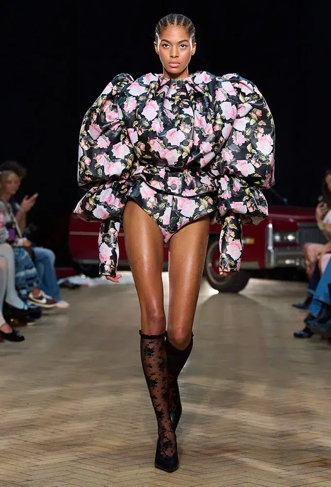 yuhan-wang-london-fashion-week-SS26